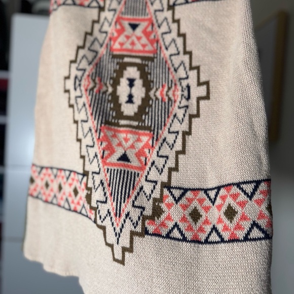 Blu Pepper Sage Green Vest with Beautiful Pattern Back and Pockets Size Medium - Picture 2 of 7